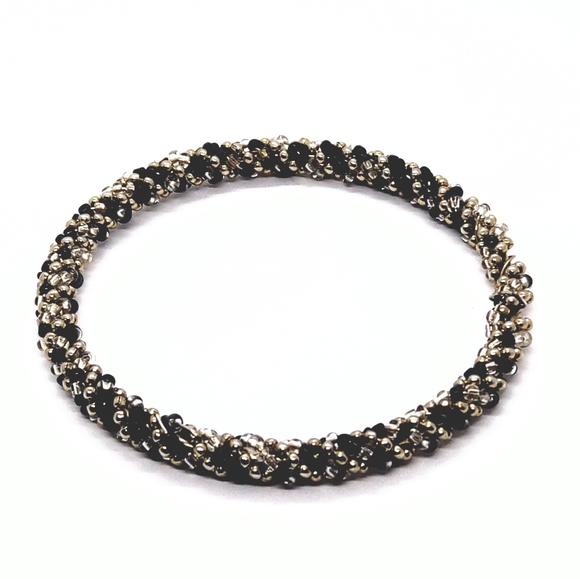 Jewelry - 🔴 15/$25. Vintag Hard Metal Bracelet Wrapped